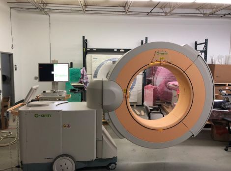 Medtronic O-Arm system tested, in good working condition for sale. MFD: 2013 – O-Arm