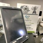 MINDRAYMindray V21 V21MonitorWe are proud to present the Mindray V21 patient monitor. The V Series patient monitor is medical equipment representing the result of research focused on identifying the unique challenges of critical care and other high acuity environments. This device is tested and proven in a true environment by the end users who understand the complexities and workflows of a contemporary medical facility.