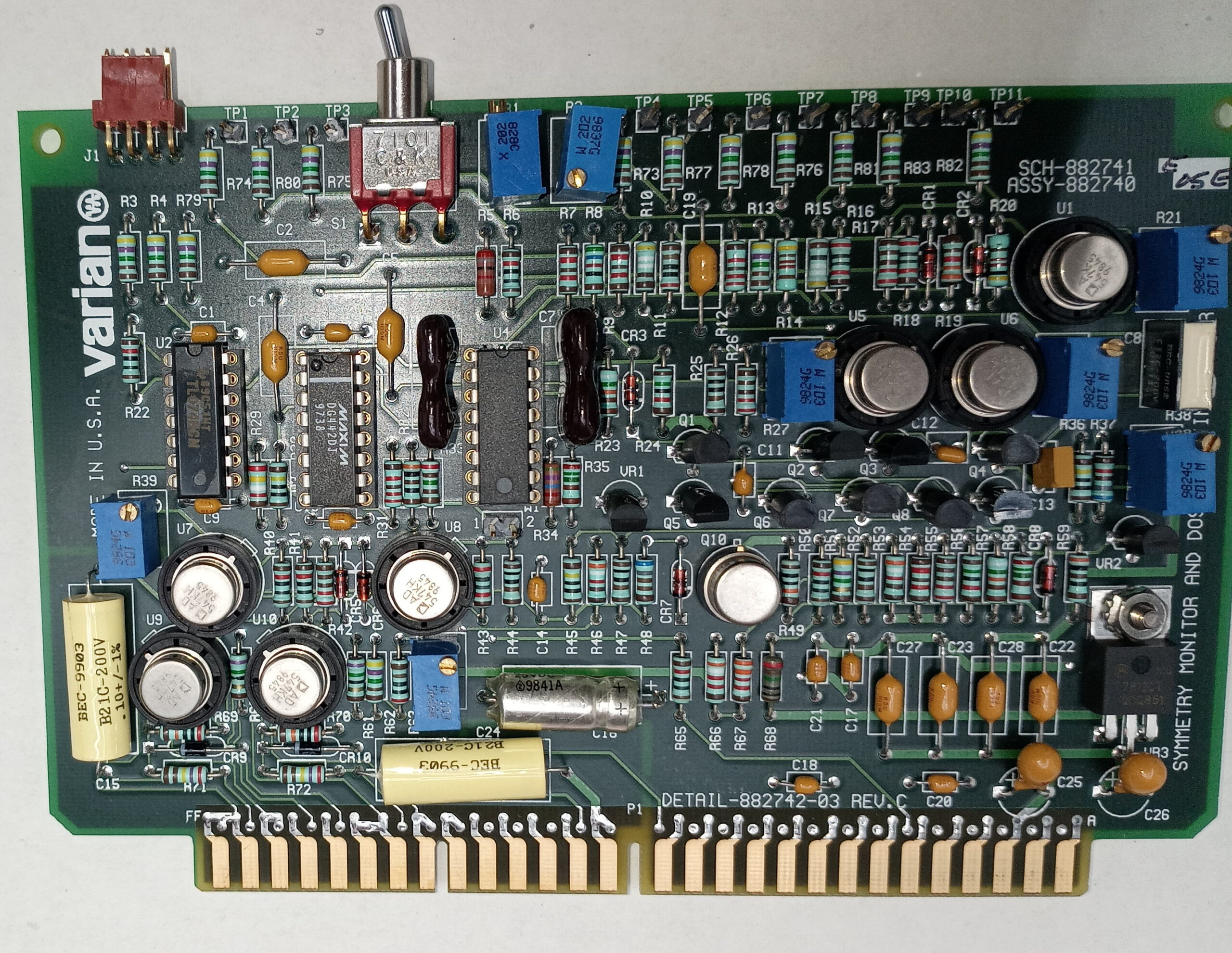 Varian – Linear Accelerator – Symmetry Monitor & Dose Rate Integrator – 88274005 Rev. E