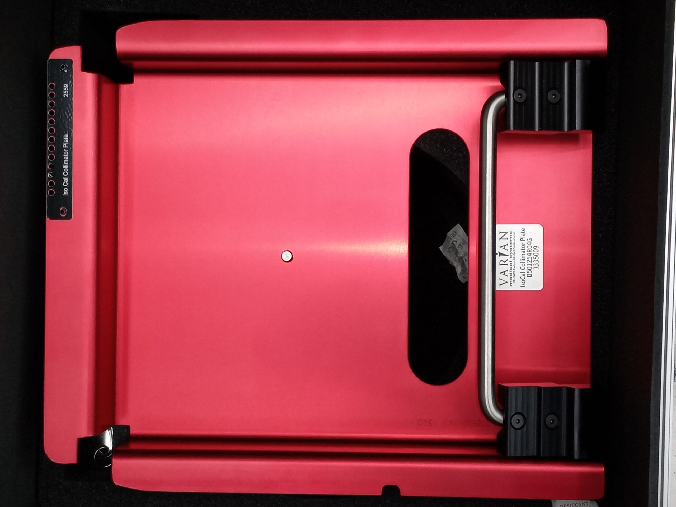 Varian IsoCal phantom & Collimator Plate 50168701 Rev. B 50125404 Rev. G B501687R01B B501254R04G – Linear Accelerator